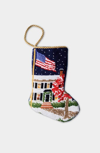 https://www.baublestockings.com/cdn/shop/products/HomefortheHolidaysSmall_340x.jpg?v=1660754814